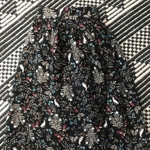 Cute old navy floral skirt